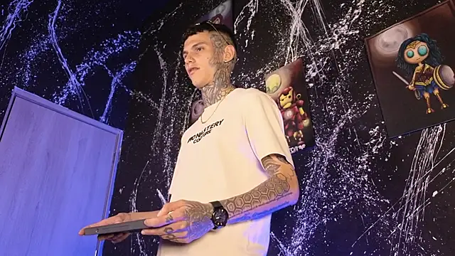 Snapshot of Paulo_527 chatting on 12/03/25, 04:09 Paulo 527 online show from 12/03/25, 04:09