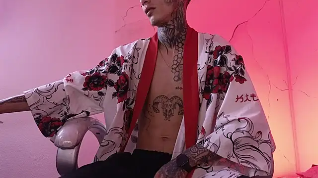 Paulo 527 online show from 04/21/26, 09:39