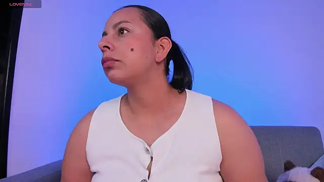 jimena chic1 online show from 05/29/26, 11:14