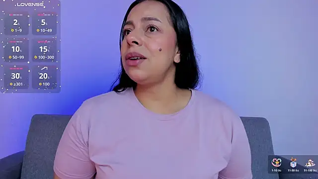 Snapshot of jimena_chic1 chatting on 06/19/26, 04:55 jimena chic1 online show from 06/19/26, 04:55