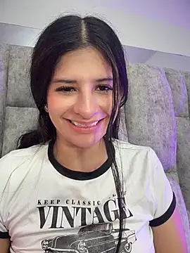 ZafiraNavarro online show from 05/11/26, 05:13