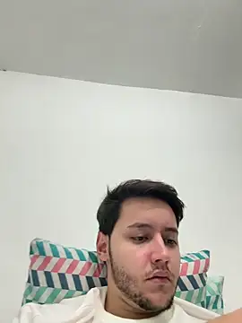 Snapshot of RicoValen chatting on 02/14/26, 10:17 RicoValen online show from 02/14/26, 10:17