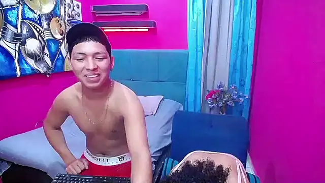 twinks fuck online show from 12/15/25, 10:25