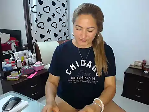 ximenaxcite19 online show from 12/19/25, 01:23