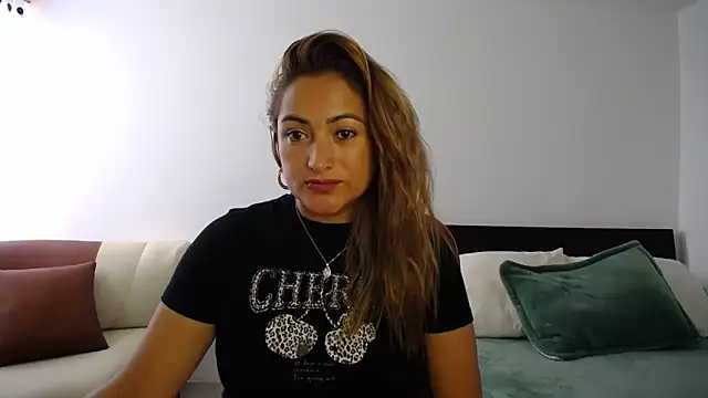 ximenaxcite19 online show from 02/18/26, 01:18