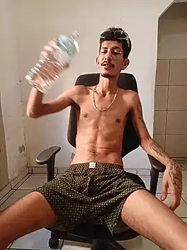 theyllorwillian online show from 04/05/26, 05:43