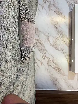 Dakota ferreti  online show from 12/17/25, 02:50