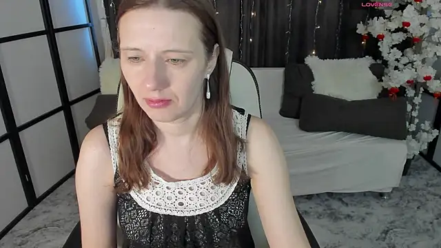 Snapshot of KathrineMeyer chatting on 02/25/26, 02:10 KathrineMeyer online show from 02/25/26, 02:10