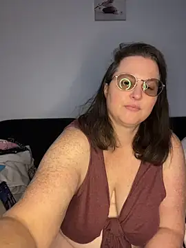 bea french curvy online show from 03/07/26, 03:53