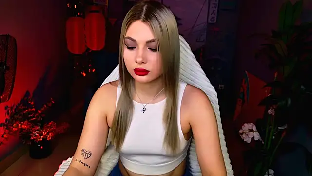 HyileyClark online show from 03/27/26, 09:21