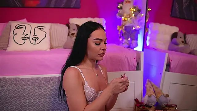 sashalorenzz online show from 12/18/25, 04:07