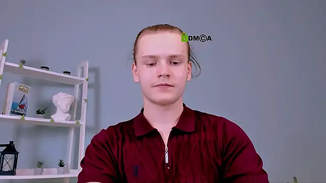 leo void online show from 12/15/25, 08:02