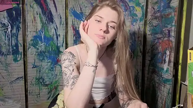 Adell Love online show from 05/09/26, 06:46