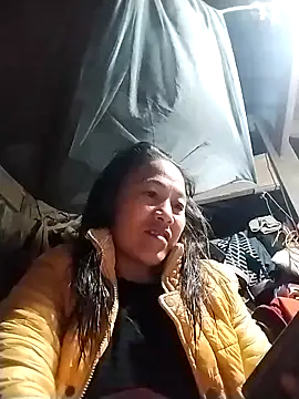 Snapshot of nyny771 chatting on 12/15/25, 01:15 nyny771 online show from 12/15/25, 01:15