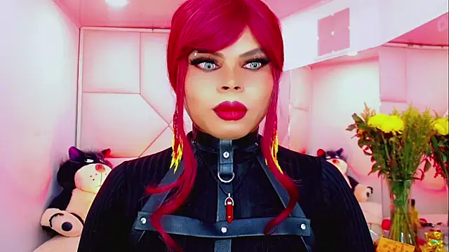 Snapshot of Alana-sofia chatting on 12/14/25, 12:21 Alana-sofia online show from 12/14/25, 12:21