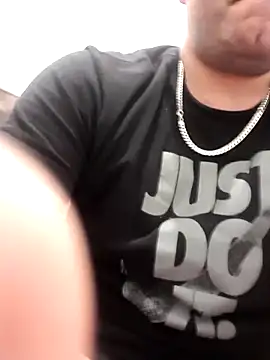 mrmav6969 online show from 12/04/25, 09:51