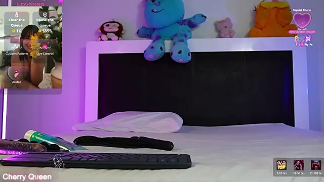 CerecitaQueenn online show from 04/27/26, 09:46