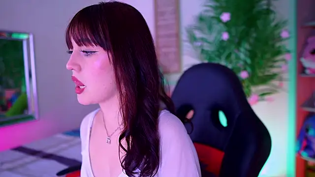 Snapshot of dakotaa_01 chatting on 12/03/25, 04:38 dakotaa 01 online show from 12/03/25, 04:38