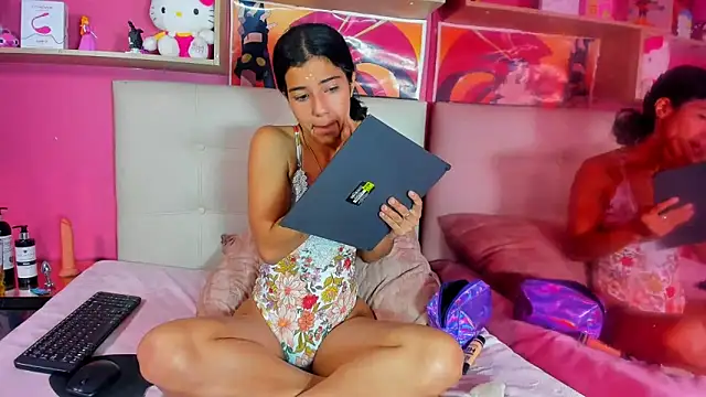 peachrouge online show from 02/09/26, 03:49