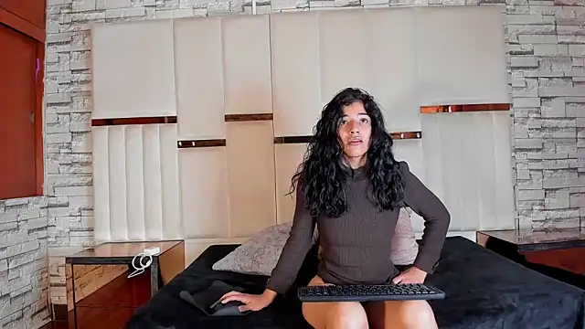 peachrouge online show from 05/19/26, 04:46