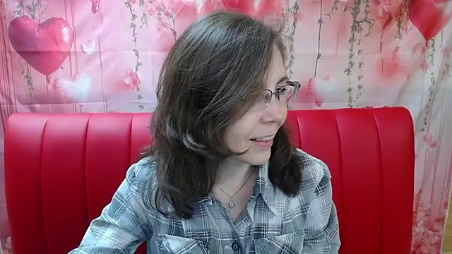 DaisyEdit online show from 04/18/26, 05:11