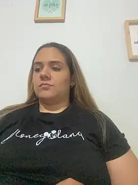 LoreinnFox online show from 04/19/26, 08:22