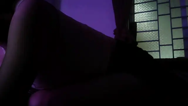 yangnhiii online show from 11/27/25, 11:29