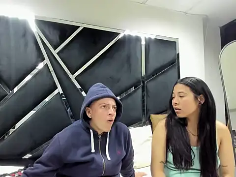 Alyssa Noah online show from 04/05/26, 02:53