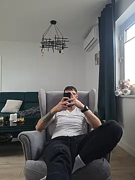 martme69 online show from 12/19/25, 08:54