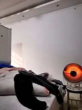 mimi2052 online show from 12/17/25, 01:55