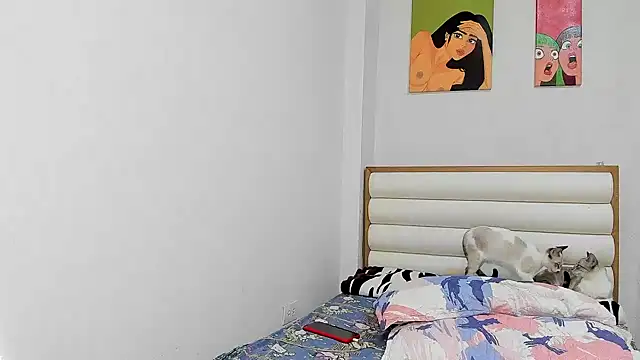 ROUS SWEET  online show from 04/06/26, 04:57