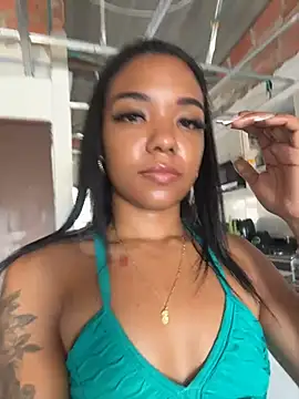 Snapshot of caro_ebony chatting on 01/08/26, 07:05 caro ebony online show from 01/08/26, 07:05