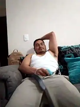 cristian112090 online show from 02/05/26, 11:53