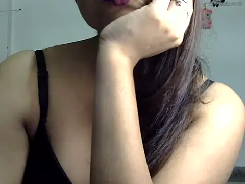 Snapshot of cute_rohani1 chatting on 07/12/26, 02:41 cute rohani1 online show from 07/12/26, 02:41