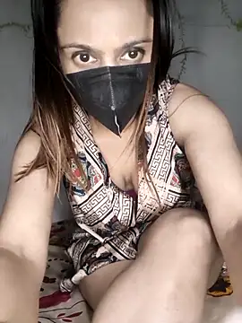 HONEY BEBS online show from 02/26/26, 04:50