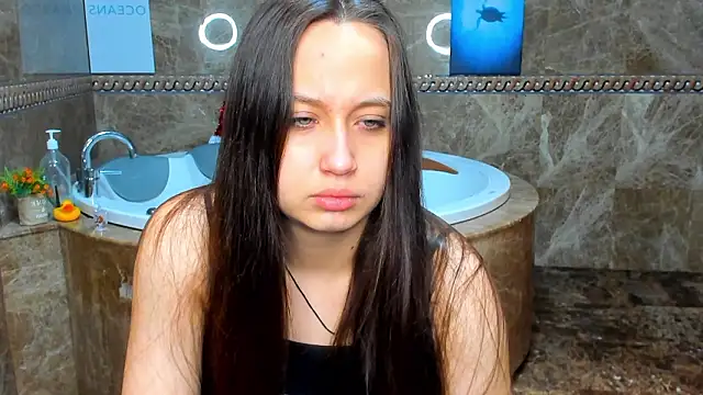 Carolina-sky online show from 02/05/26, 01:21