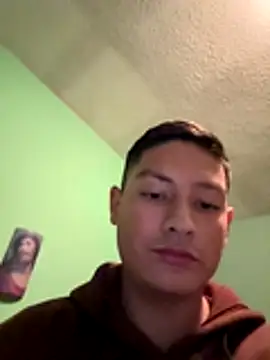 Snapshot of aelor2028 chatting on 11/27/25, 07:43 aelor2028 online show from 11/27/25, 07:43