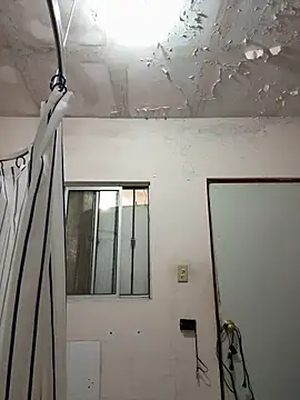 Snapshot of aelor2028 chatting on 11/27/25, 09:06 aelor2028 online show from 11/27/25, 09:06