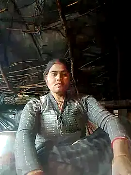 Snapshot of Ranjna_bhabi chatting on 12/15/25, 05:23 Ranjna bhabi online show from 12/15/25, 05:23