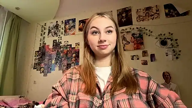 Snapshot of AmandaVyhnal chatting on 12/03/25, 11:30 AmandaVyhnal online show from 12/03/25, 11:30