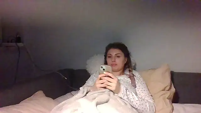 Devil Maiden online show from 03/12/26, 06:58