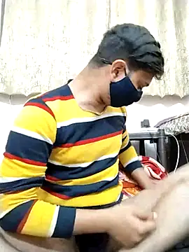 Snapshot of samnick4321 chatting on 12/03/25, 11:30 samnick4321 online show from 12/03/25, 11:30