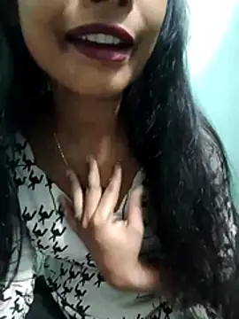 Zoyaa-Zubair online show from 03/12/26, 07:09