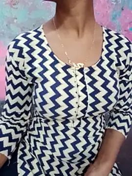 Zoyaa-Zubair online show from 03/18/26, 10:07