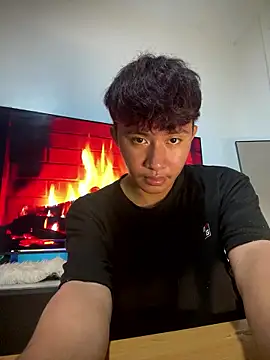 Snapshot of asiantwink0000 chatting on 01/08/26, 05:04 asiantwink0000 online show from 01/08/26, 05:04