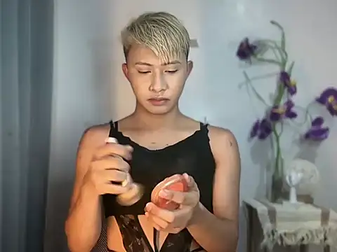 asiantwink0000 online show from 05/06/26, 05:35