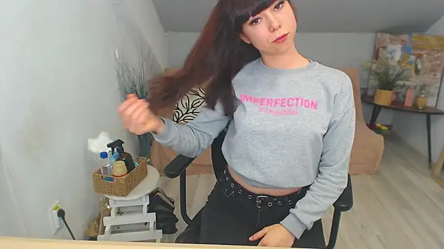 Snapshot of MayaWill chatting on 11/27/25, 03:03 MayaWill online show from 11/27/25, 03:03