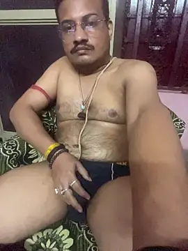 Saxymood1111 online show from 11/30/25, 07:34