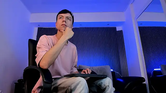 Snapshot of Bastthianxxx chatting on 11/29/25, 07:50 Bastthianxxx online show from 11/29/25, 07:50