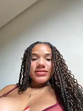 fan model online show from 12/04/25, 06:38